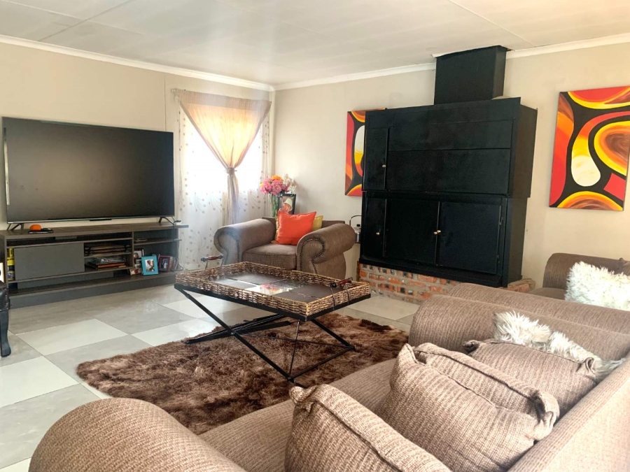 3 Bedroom Property for Sale in Vista Park Free State